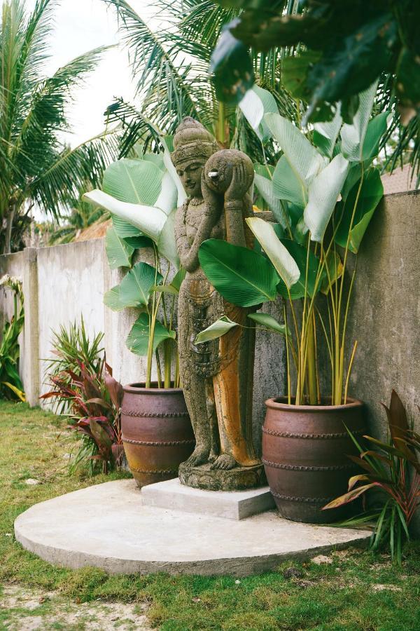 Villa Juan - A Beach Front Villa In General Luna Siargao Exterior photo